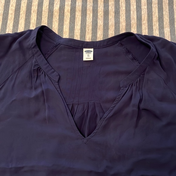 Old Navy Blue V-neck Short-sleeved Blouse XL - Picture 2 of 6